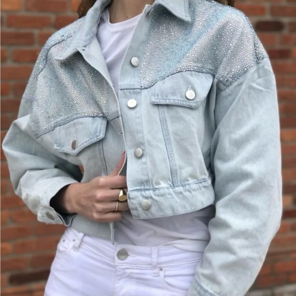 Elegant Glitter Light Blue Denim Jacket with Glitter Accents - Picture 2 of 6